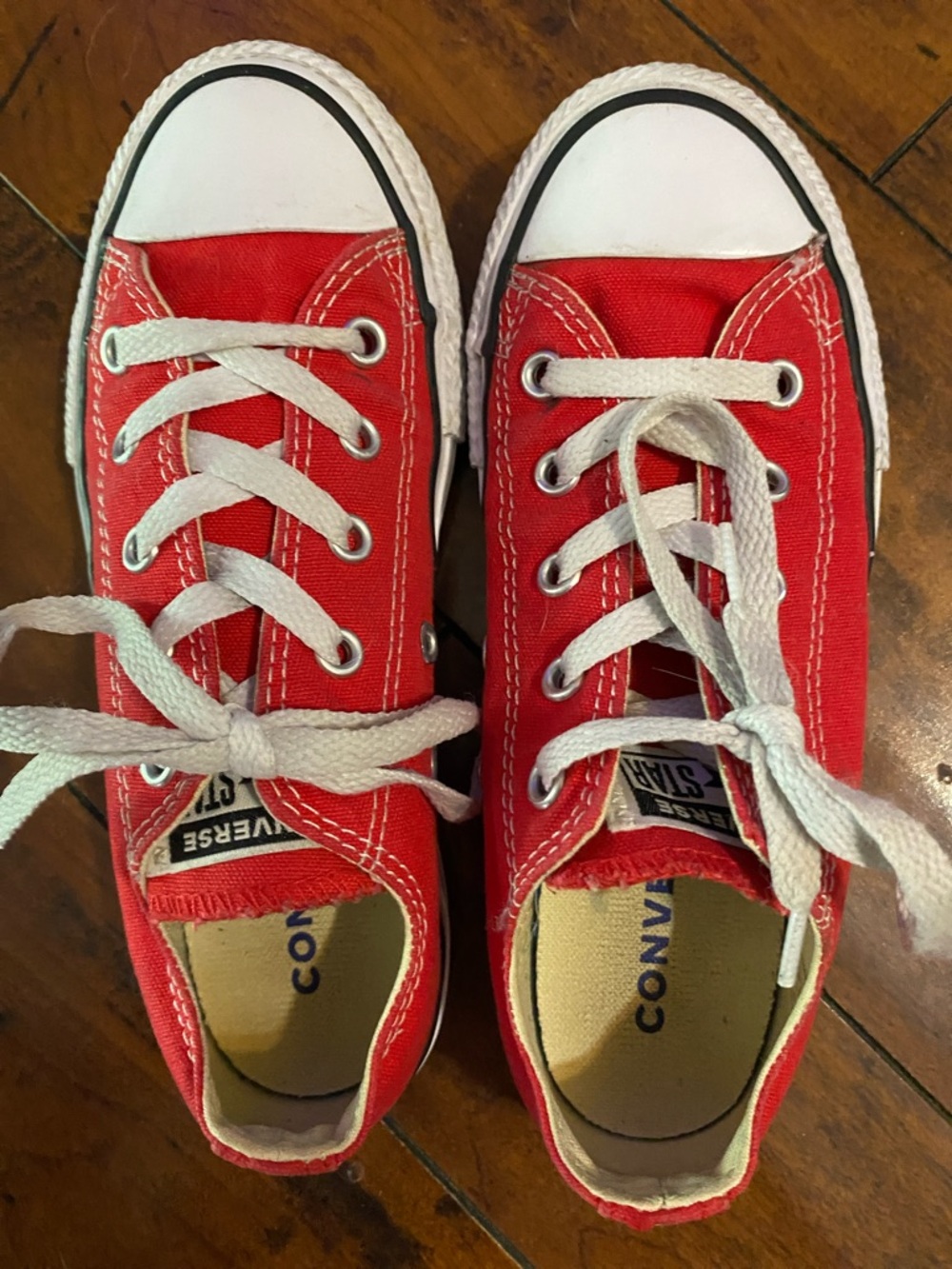 Converse Red and White Low Top Sneakers youth size 1 - Picture 7 of 7